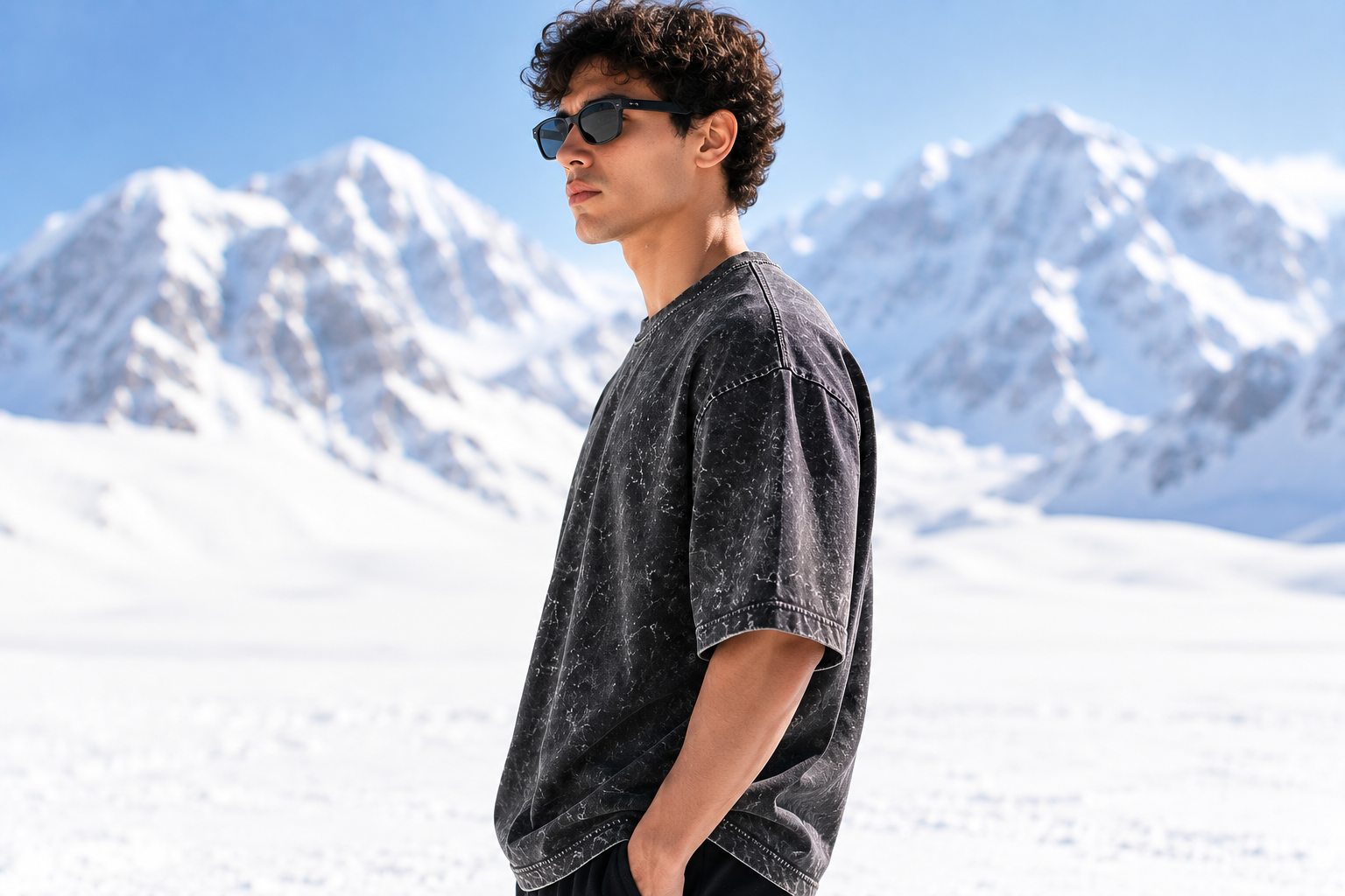 Men's Black Oversized T-shirt.
