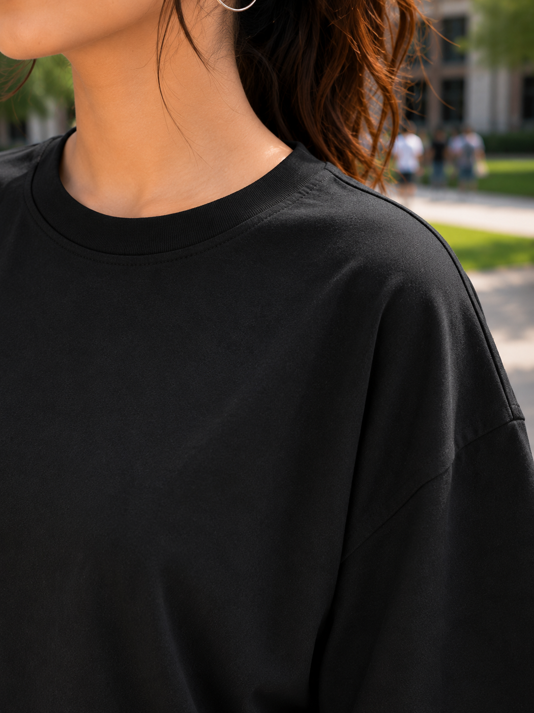 Women's Black Plain Oversized T-Shirt.